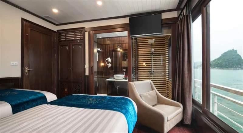 Hotel Aquamarine Premium Cruise Ha Long Esterno foto